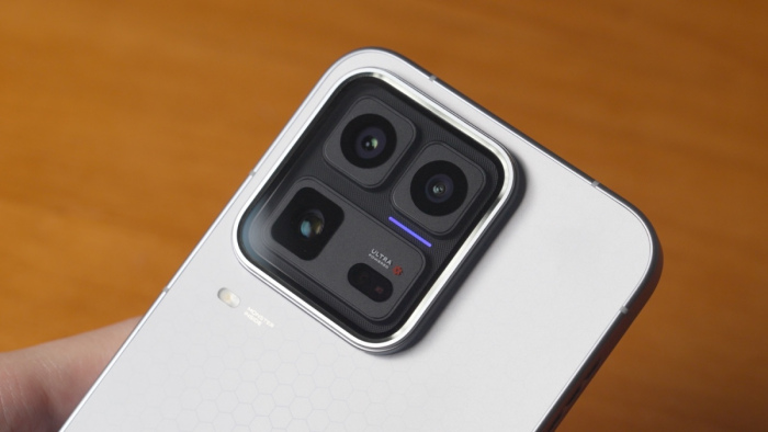 从设计到散热全面升级,iQOO 15 Ultra 诠释性能旗舰新形态